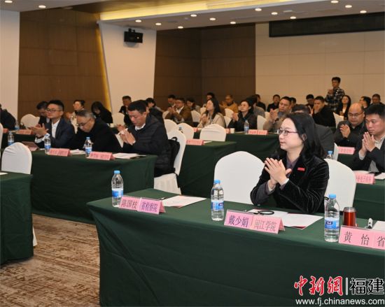 　　研讨会现场，海棠小说
供图